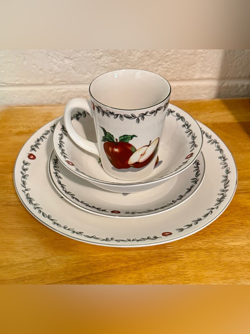 Today’s Home Apple Seeds Set of 4 Dinner Plate, Salad Plate, Soup Bowl and Mug